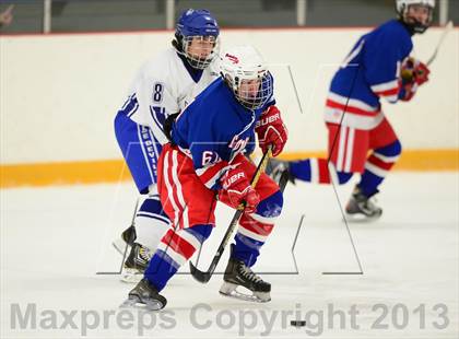 Thumbnail 1 in Glastonbury vs. West Haven photogallery.