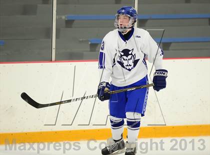 Thumbnail 1 in Glastonbury vs. West Haven photogallery.