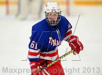 Thumbnail 2 in Glastonbury vs. West Haven photogallery.