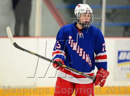 Thumbnail 3 in Glastonbury vs. West Haven photogallery.