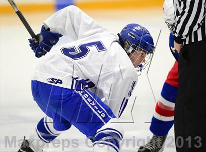 Thumbnail 3 in Glastonbury vs. West Haven photogallery.