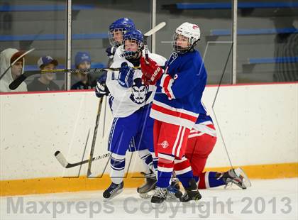 Thumbnail 3 in Glastonbury vs. West Haven photogallery.