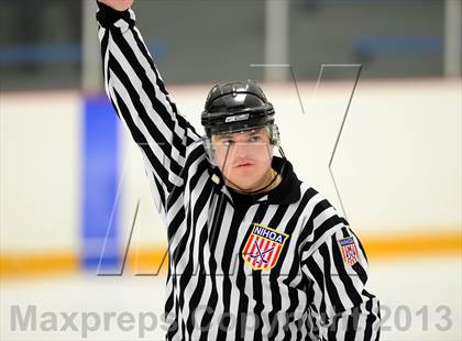 Thumbnail 3 in Glastonbury vs. West Haven photogallery.