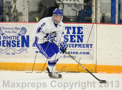 Thumbnail 2 in Glastonbury vs. West Haven photogallery.