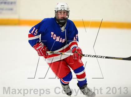 Thumbnail 1 in Glastonbury vs. West Haven photogallery.