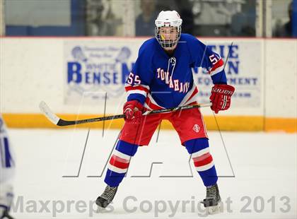Thumbnail 1 in Glastonbury vs. West Haven photogallery.