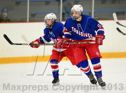 Thumbnail 3 in Glastonbury vs. West Haven photogallery.