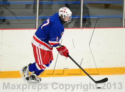 Thumbnail 1 in Glastonbury vs. West Haven photogallery.
