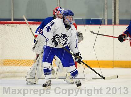 Thumbnail 2 in Glastonbury vs. West Haven photogallery.