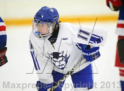 Thumbnail 1 in Glastonbury vs. West Haven photogallery.