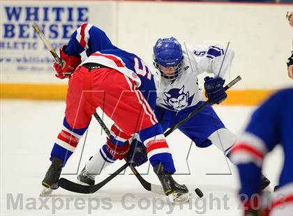 Thumbnail 2 in Glastonbury vs. West Haven photogallery.