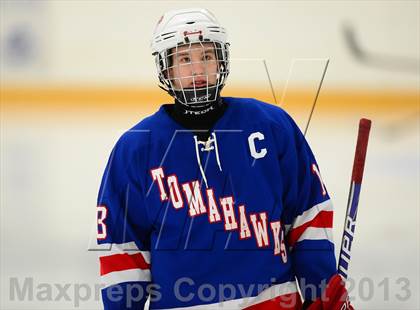 Thumbnail 2 in Glastonbury vs. West Haven photogallery.