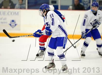 Thumbnail 1 in Glastonbury vs. West Haven photogallery.