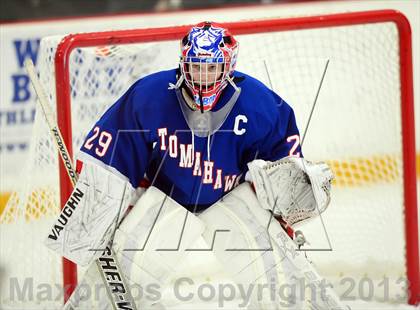Thumbnail 1 in Glastonbury vs. West Haven photogallery.