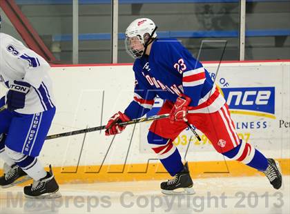 Thumbnail 3 in Glastonbury vs. West Haven photogallery.