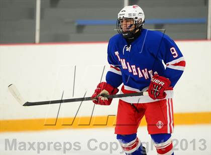 Thumbnail 3 in Glastonbury vs. West Haven photogallery.