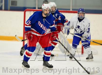Thumbnail 1 in Glastonbury vs. West Haven photogallery.