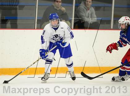 Thumbnail 3 in Glastonbury vs. West Haven photogallery.