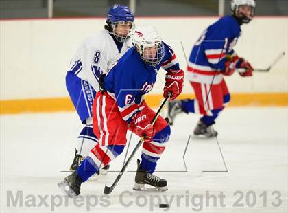 Thumbnail 2 in Glastonbury vs. West Haven photogallery.