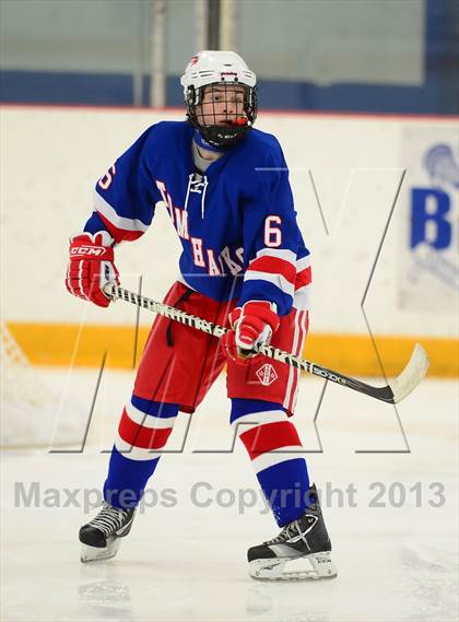 Thumbnail 3 in Glastonbury vs. West Haven photogallery.