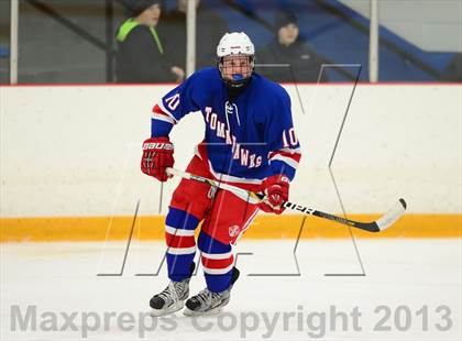 Thumbnail 1 in Glastonbury vs. West Haven photogallery.