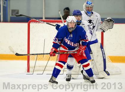 Thumbnail 1 in Glastonbury vs. West Haven photogallery.