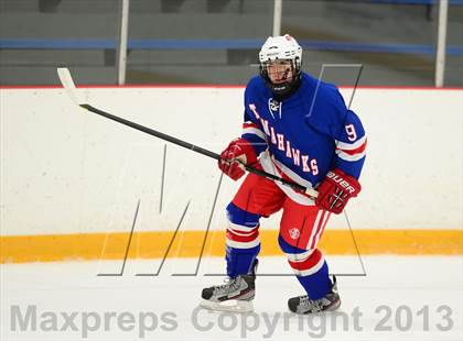 Thumbnail 3 in Glastonbury vs. West Haven photogallery.