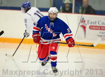 Thumbnail 2 in Glastonbury vs. West Haven photogallery.