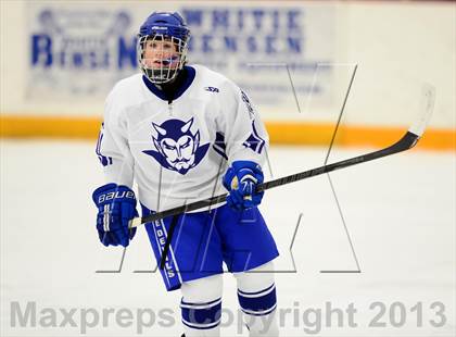 Thumbnail 3 in Glastonbury vs. West Haven photogallery.