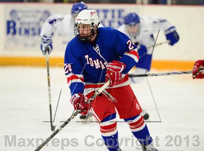 Thumbnail 1 in Glastonbury vs. West Haven photogallery.