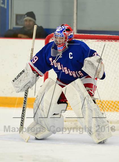 Thumbnail 2 in Glastonbury vs. West Haven photogallery.