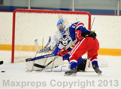 Thumbnail 3 in Glastonbury vs. West Haven photogallery.