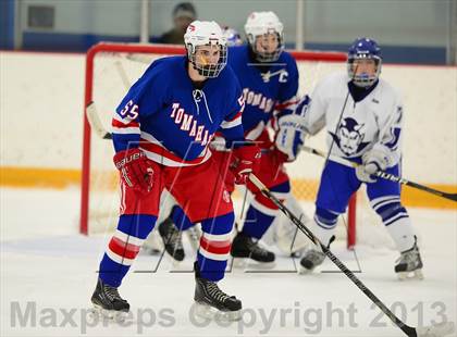 Thumbnail 2 in Glastonbury vs. West Haven photogallery.