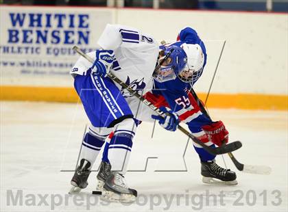 Thumbnail 1 in Glastonbury vs. West Haven photogallery.