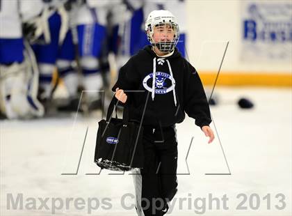 Thumbnail 3 in Glastonbury vs. West Haven photogallery.