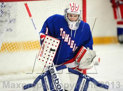 Thumbnail 2 in Glastonbury vs. West Haven photogallery.