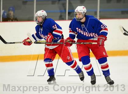 Thumbnail 1 in Glastonbury vs. West Haven photogallery.