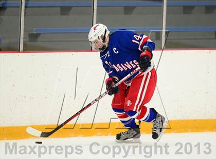 Thumbnail 3 in Glastonbury vs. West Haven photogallery.