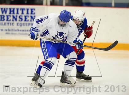 Thumbnail 1 in Glastonbury vs. West Haven photogallery.