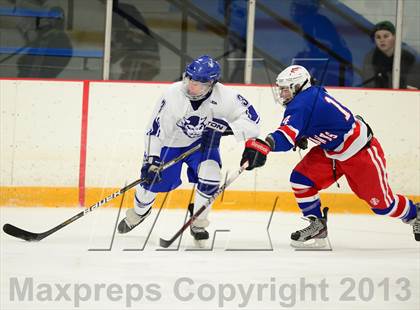 Thumbnail 3 in Glastonbury vs. West Haven photogallery.