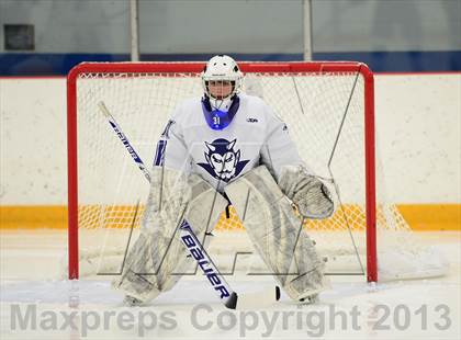 Thumbnail 3 in Glastonbury vs. West Haven photogallery.