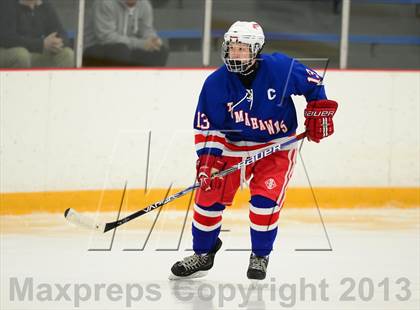 Thumbnail 2 in Glastonbury vs. West Haven photogallery.