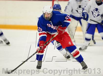 Thumbnail 1 in Glastonbury vs. West Haven photogallery.