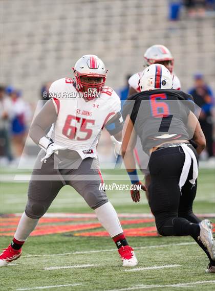 Thumbnail 3 in DeMatha vs. St. John's (WCAC Final) photogallery.
