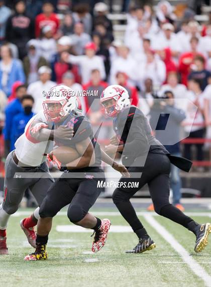 Thumbnail 3 in DeMatha vs. St. John's (WCAC Final) photogallery.