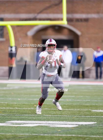 Thumbnail 2 in DeMatha vs. St. John's (WCAC Final) photogallery.