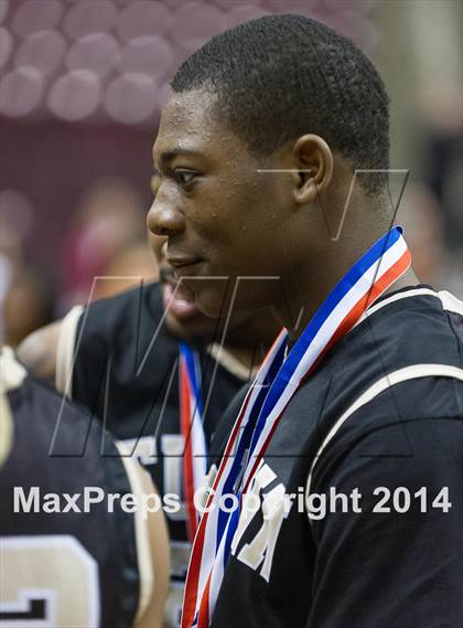 Thumbnail 3 in Neumann-Goretti vs. Susquehanna Township (PIAA Class AAA Final) photogallery.