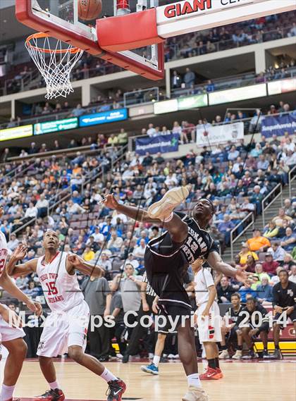 Thumbnail 2 in Neumann-Goretti vs. Susquehanna Township (PIAA Class AAA Final) photogallery.