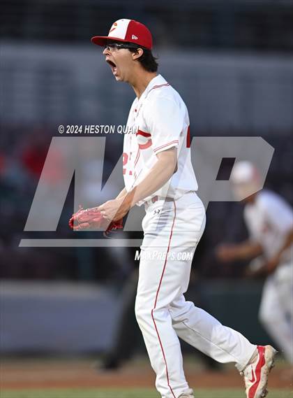 Thumbnail 2 in Corona vs. Harvard-Westlake (CIF-SS D1 Final) photogallery.