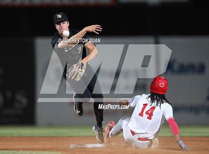 Thumbnail 2 in Corona vs. Harvard-Westlake (CIF-SS D1 Final) photogallery.